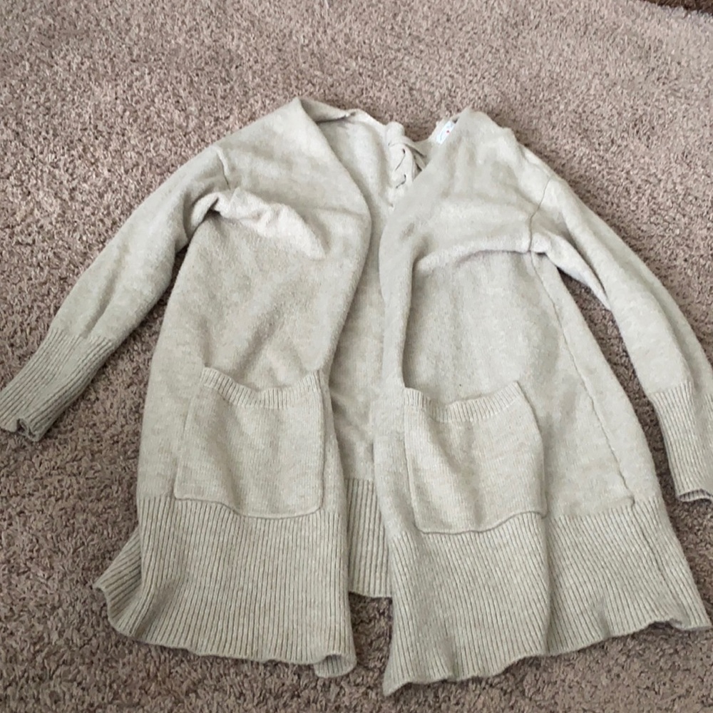 Juniors sweater